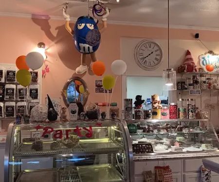 Roundabout Sweets & Treats