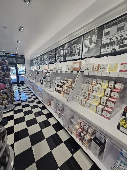 See's Candies Picture 6