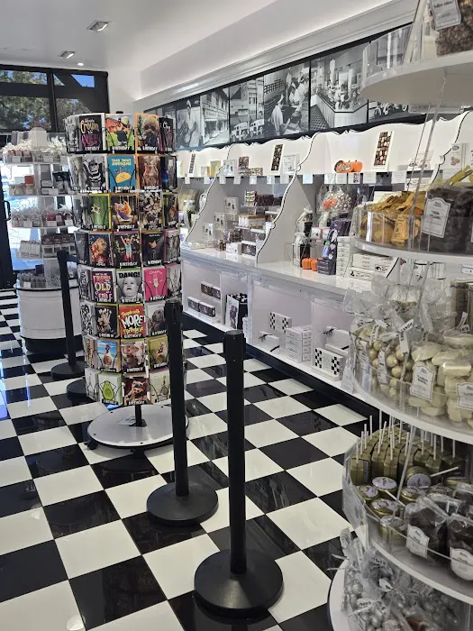 See's Candies Picture 5