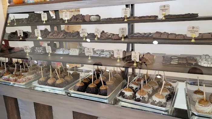 Pops & Drops Candy Co. Picture 4