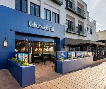 Ghirardelli Chocolate & Ice Cream Shop