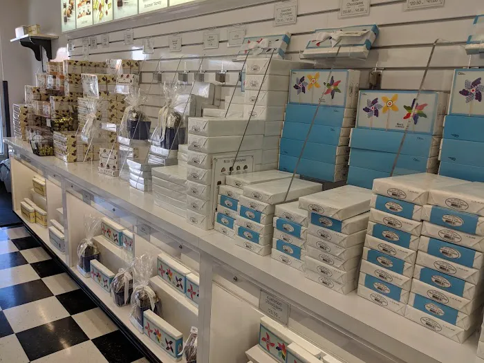See's Candies Picture 7