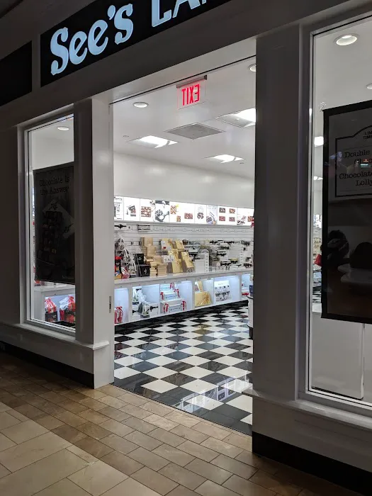 See's Candies Picture 2