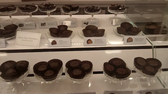 See's Candies Picture 5