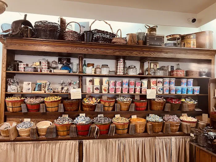 Cousin's Candy Shops Picture 5
