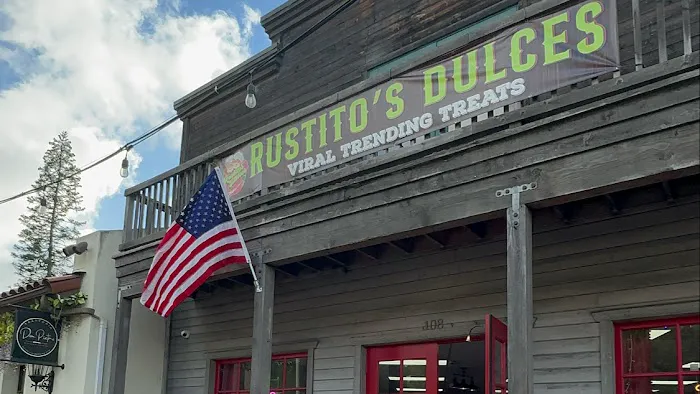 Rustito's Dulces Candy Shop Picture 3