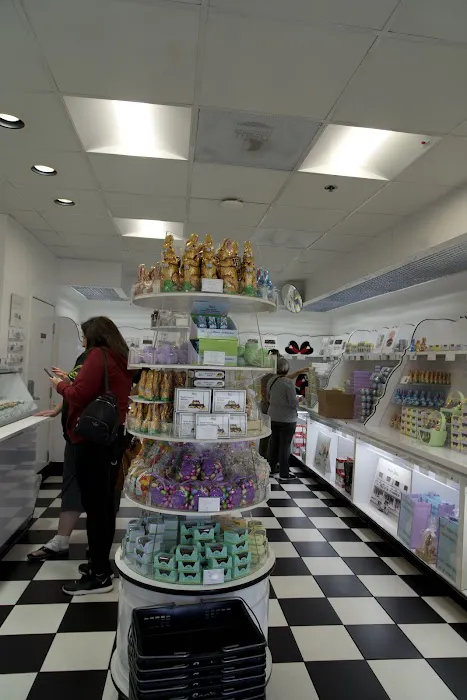 See's Candies Picture 8