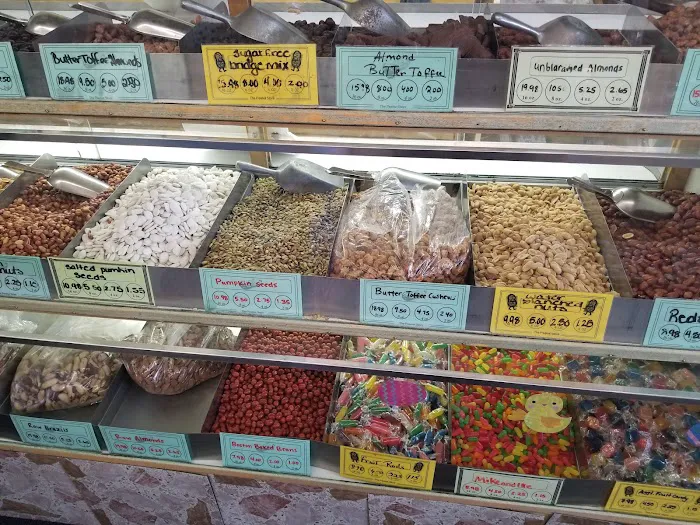 The Peanut Store Picture 2