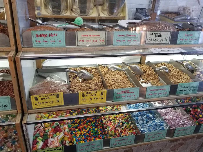 The Peanut Store Picture 6