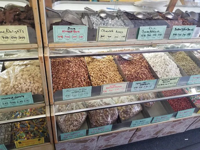 The Peanut Store Picture 9