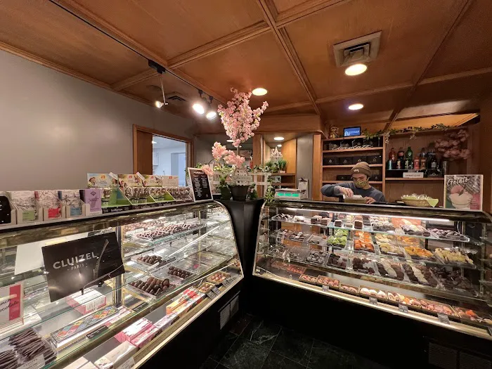 Diamond Head Chocolate Picture 2
