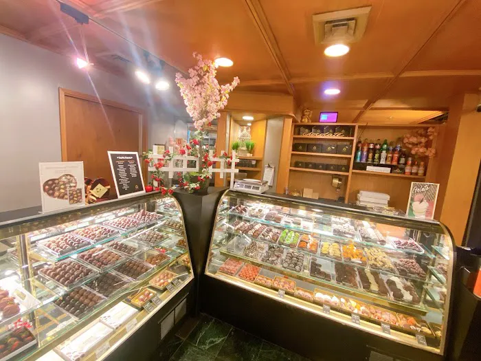 Diamond Head Chocolate Picture 9
