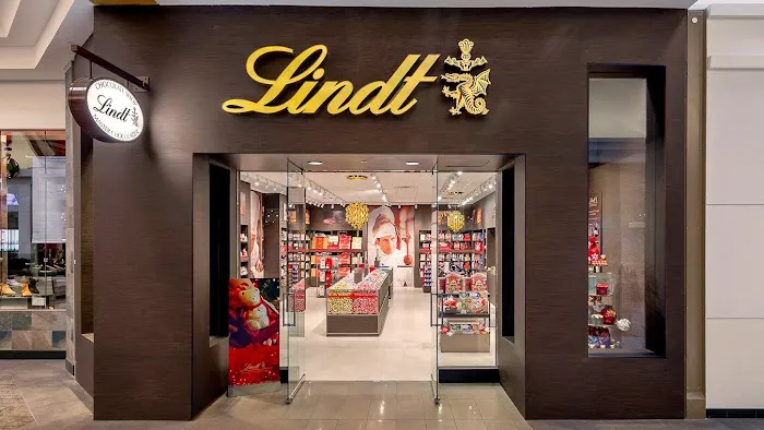 Lindt Chocolate Shop Picture 3