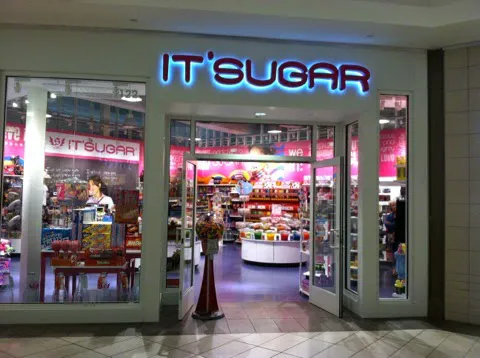 IT'SUGAR Opry Mills Picture 1
