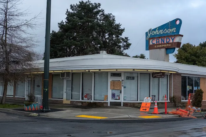 Johnson Candy Company Picture 4