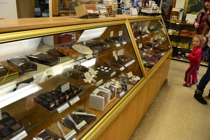 Boehm's Candies, Inc. Picture 9