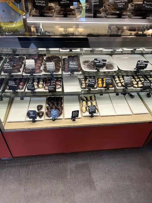 Sweet Mona's Chocolates Picture 7