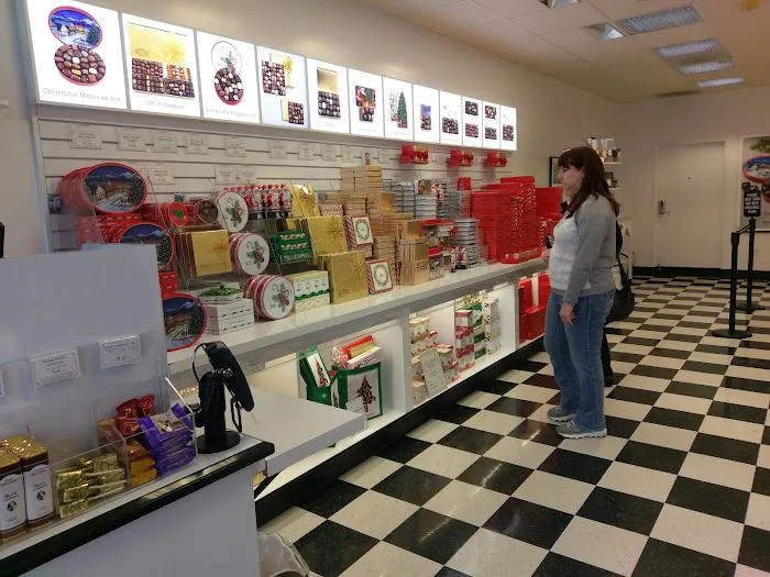 See's Candies Picture 4