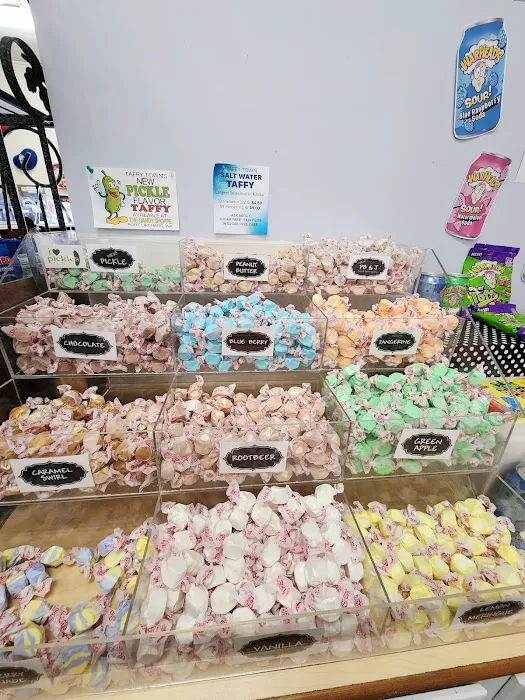 The Candy Shoppe Picture 8