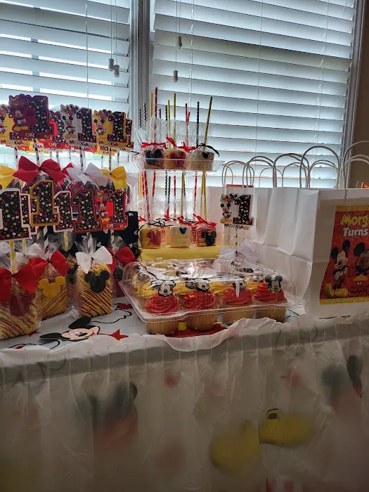 10.Oh! Candy Apples and Treats Picture 2