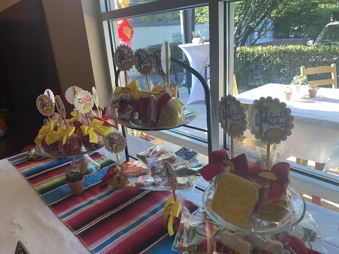 10.Oh! Candy Apples and Treats Picture 9