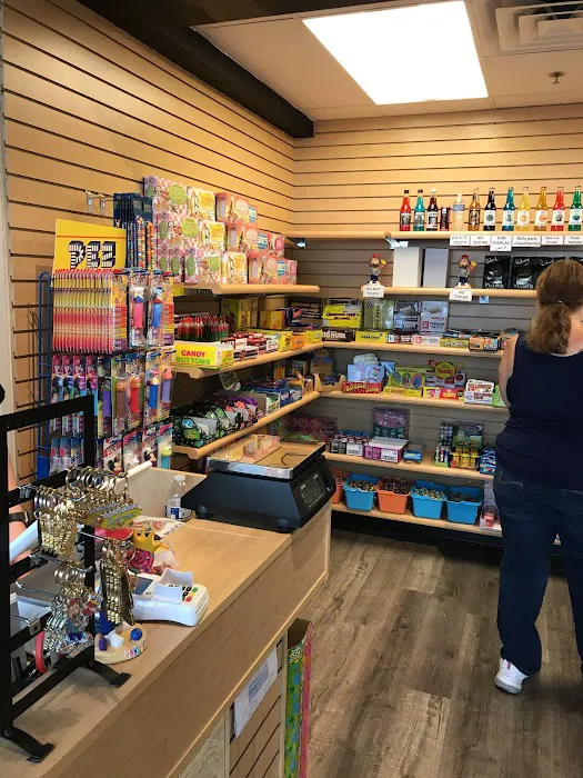 Chumlee's Candy on the Boulevard Picture 2
