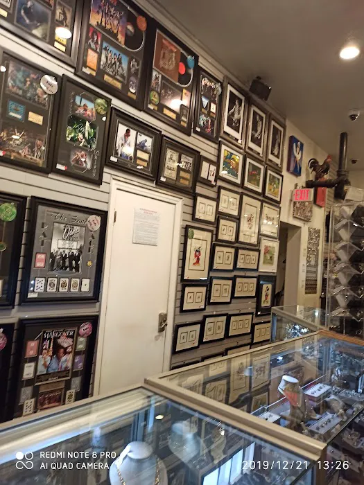 Chumlee's Candy on the Boulevard Picture 6