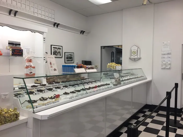 See's Candies Picture 9