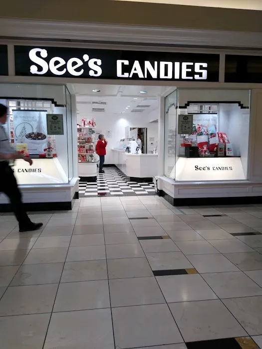 See's Candies Picture 8