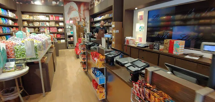 Lindt Chocolate Shop Picture 1