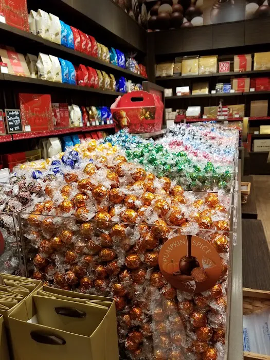 Lindt Chocolate Shop Picture 2