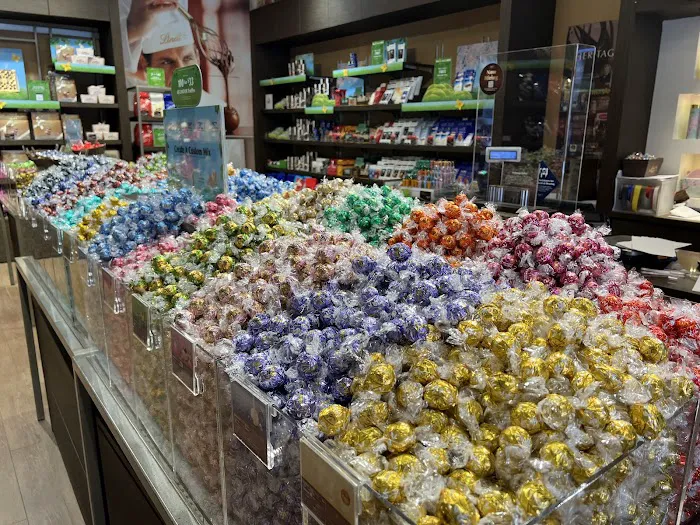 Lindt Chocolate Shop Picture 4