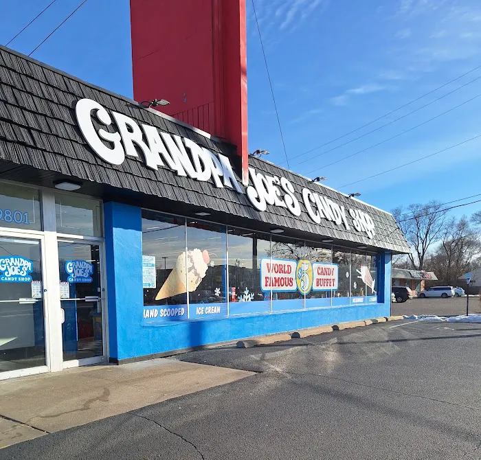 Grandpa Joe's Candy Shop - Bloomington, MN Picture 1