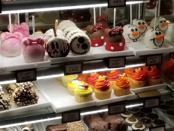 Disney's Candy Cauldron Picture 3