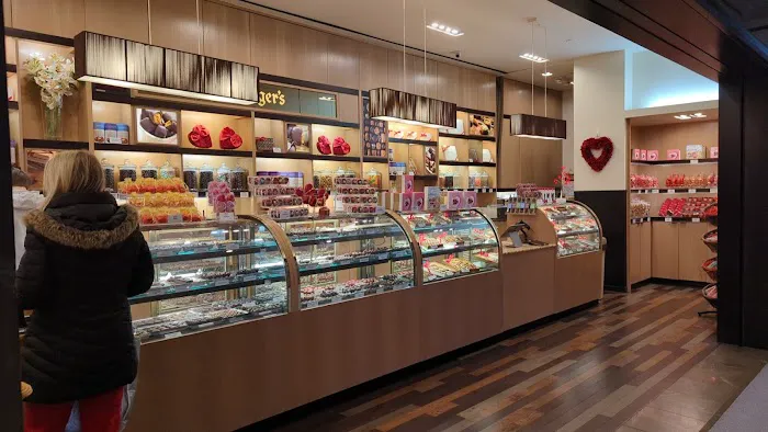 Bissinger's Handcrafted Chocolatier Picture 2