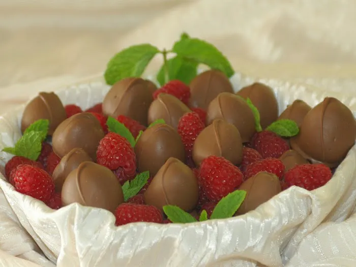 Chocolate Chocolate Chocolate Picture 6