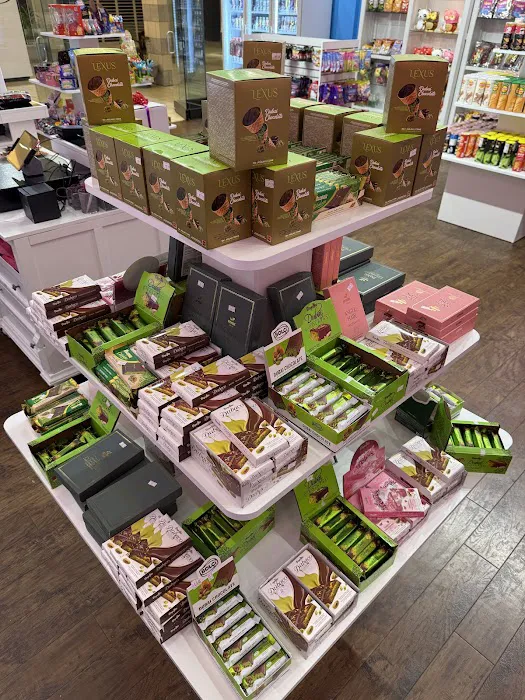 Exotic Snack Guys Picture 10