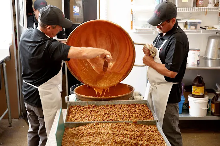 Merb's Candies Picture 7