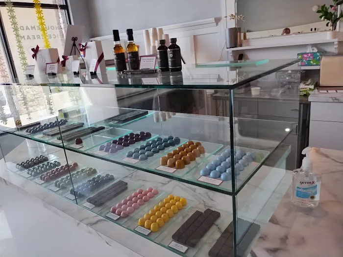 Bliss Chocolatier Picture 8