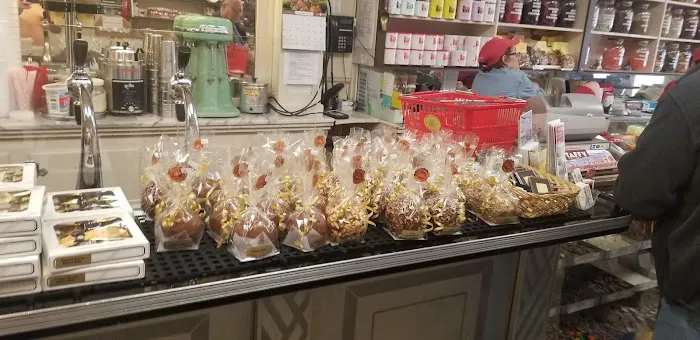 Schimpff's Confectionery Picture 6