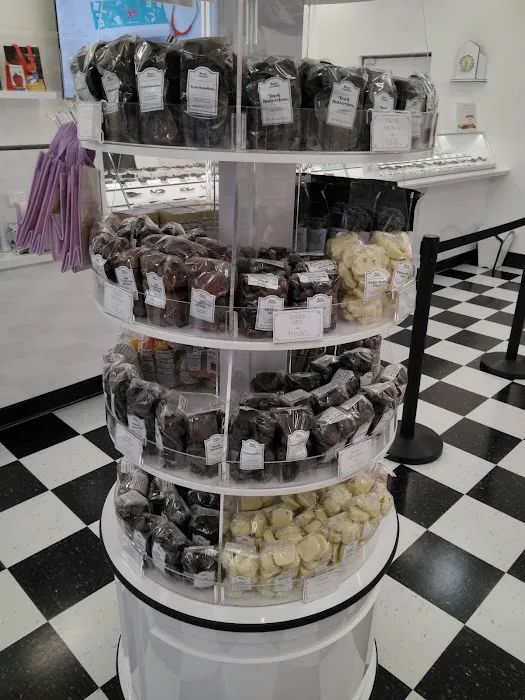 See's Candies Picture 4
