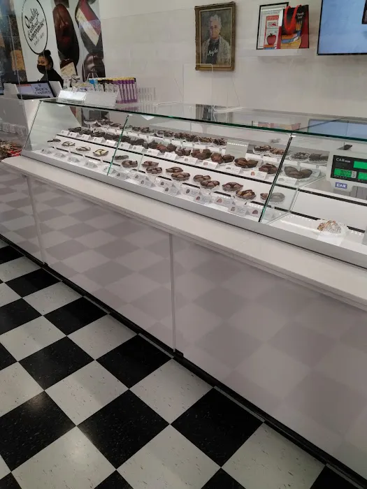 See's Candies Picture 3