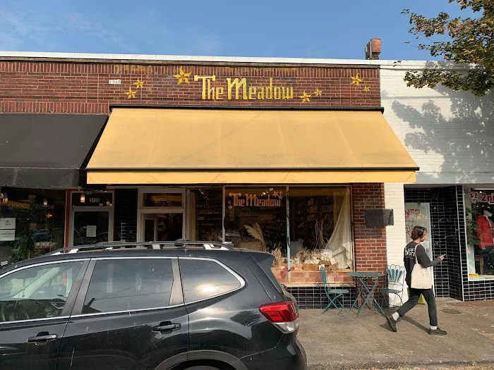 The Meadow - Hawthorne Blvd. Picture 5