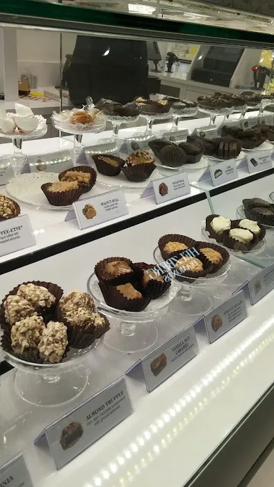 See's Candies Picture 4