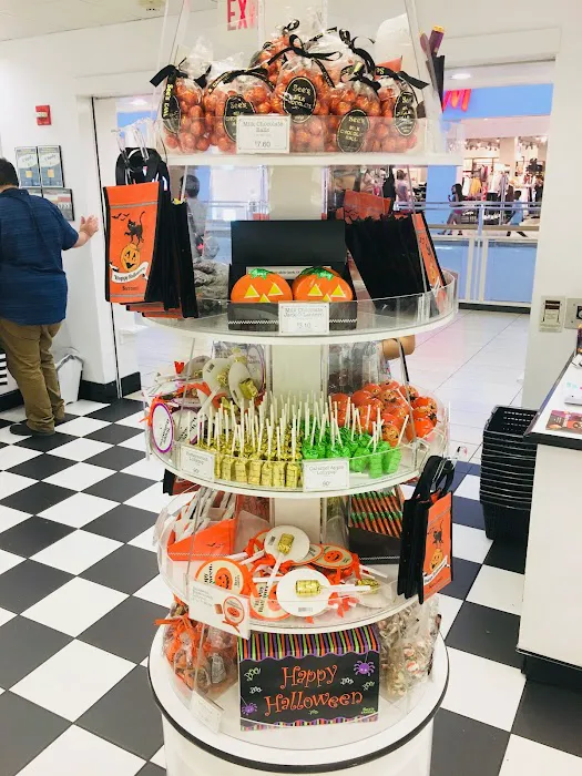 See's Candies Picture 8