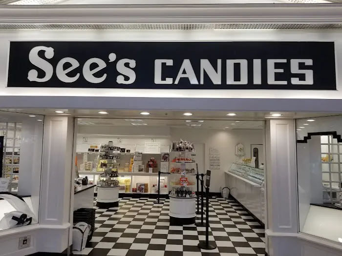 See's Candies Picture 5