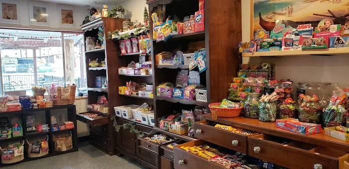 Earls Old Time Candy Shop Picture 6