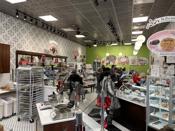 Kilwins Ice Cream - Chocolate - Fudge Picture 10