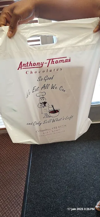 Anthony-Thomas Candy Shoppe Picture 9