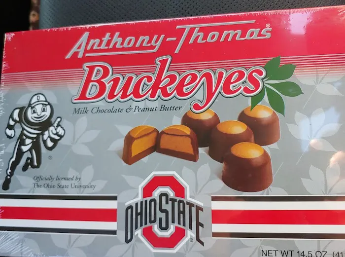 Anthony-Thomas Retail Shoppe Picture 2